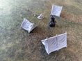 Load image into Gallery viewer, 3D-printet Rangerlejr terrænsæt med tre telte og lejrbål
