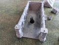 Bild in Galerie-Betrachter laden, Corsair Coast Lagergebäude – Gelände-Set 28/32 mm