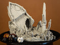 Load image into Gallery viewer, Crashed Ship Dice Tower fra The Game of Destiny