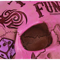 Load image into Gallery viewer, Figur Tattoo Fund Pink Kranie (15cm) - Fatima.Dk