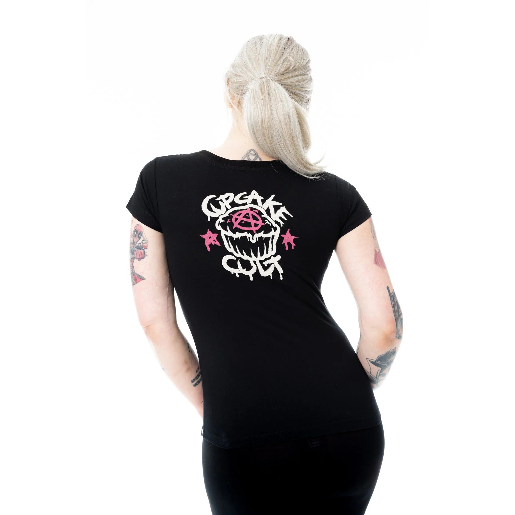 T-shirt Cute Goth