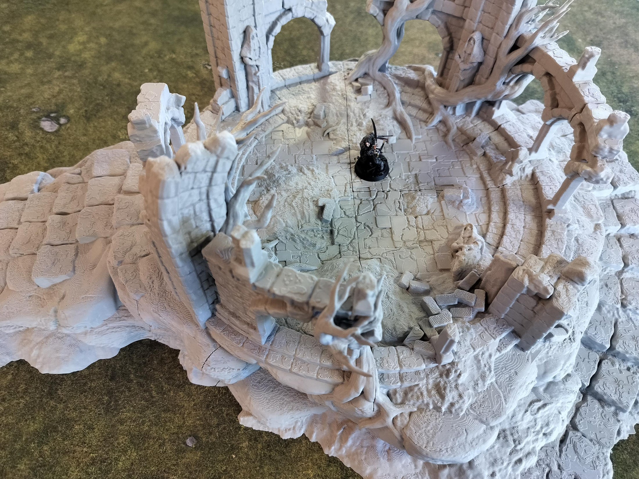 Ruine auf Hügelkuppe – STL-Dateienset für 28/32 mm