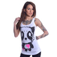 Load image into Gallery viewer, Med langt hår og tatoveringer poserer en person i en Evil Clothing T-shirt/Vest KP Mase, med et killerpanda-design med lyserøde accenter. Set mod en almindelig hvid baggrund, de legemliggør en edgy stil med kawaii-motiv-elementer.

