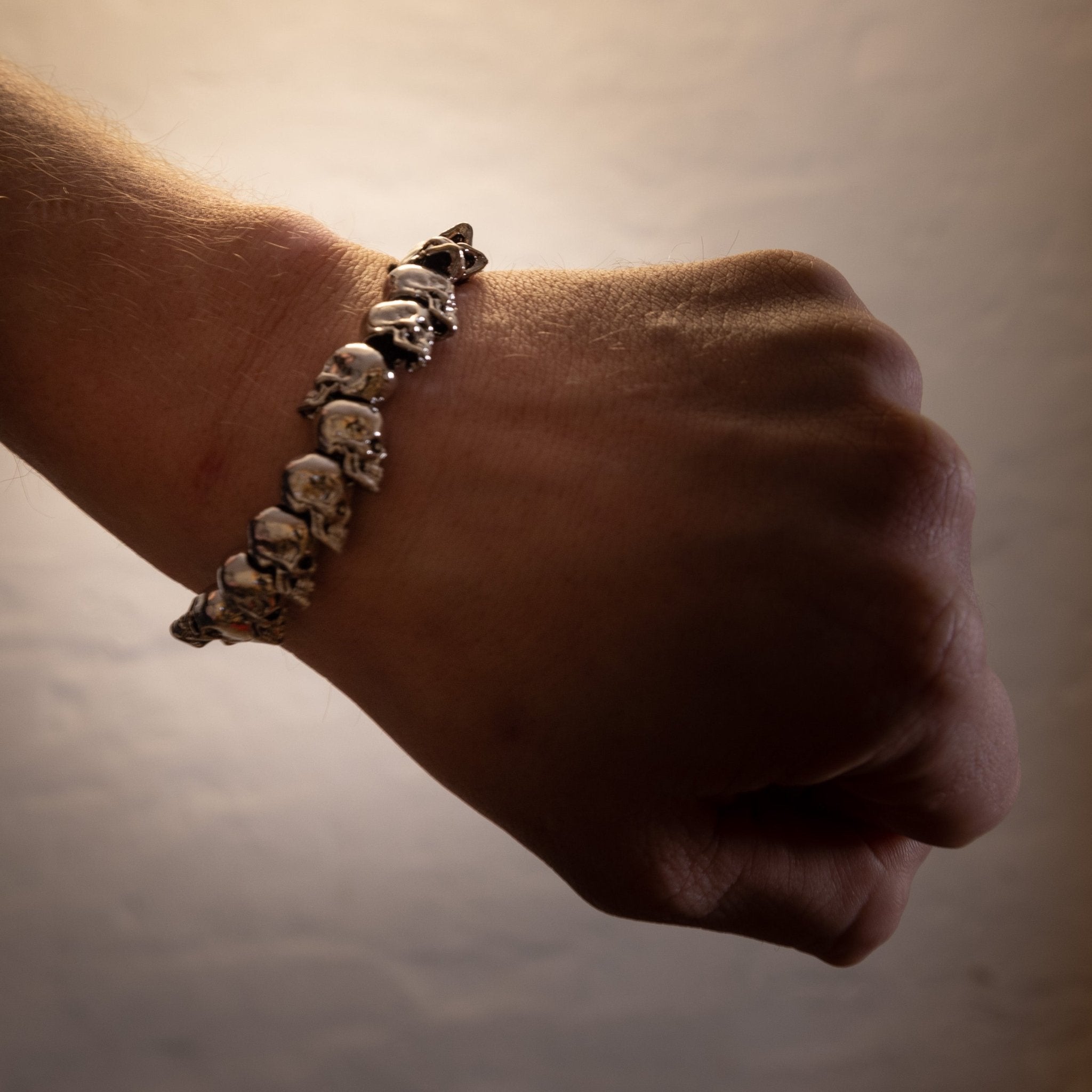 Armbånd Skulls Galore - Fatima.Dk